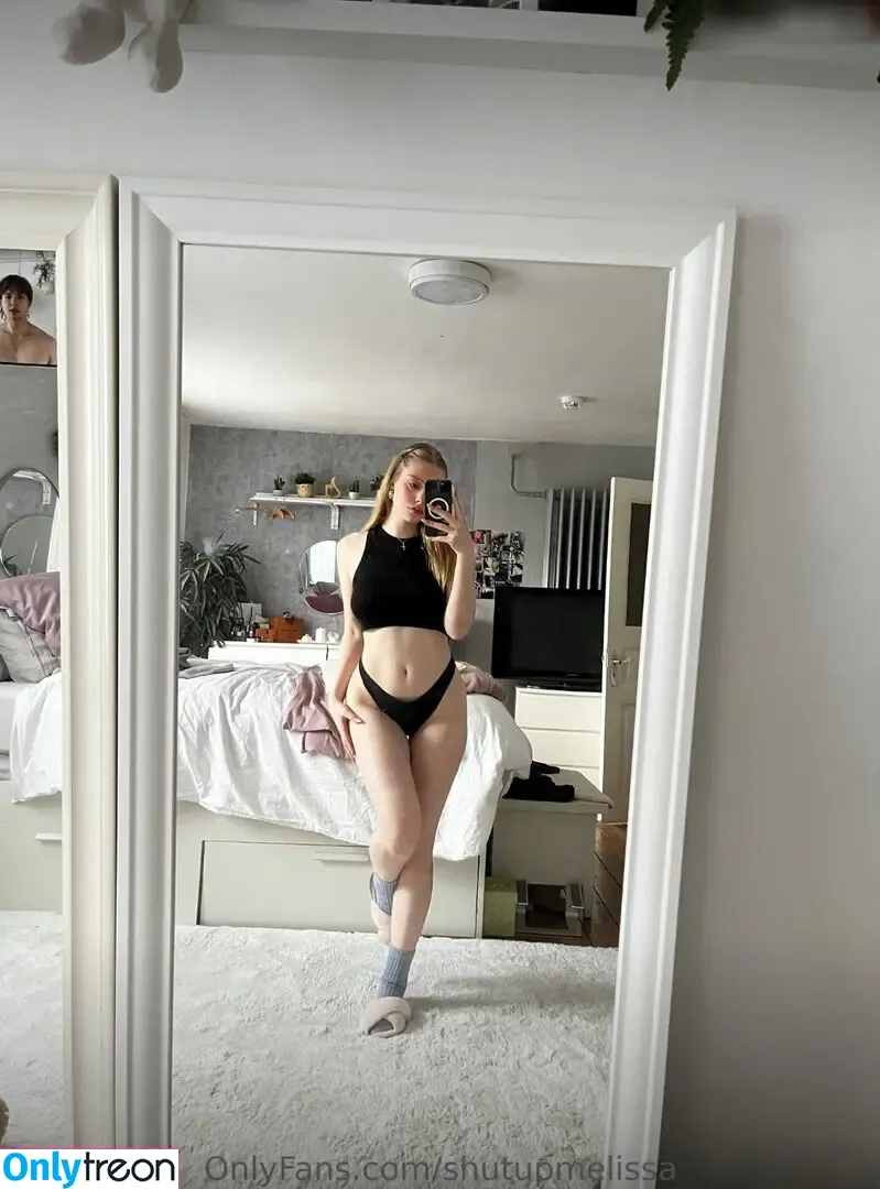 _shutupmelissa_ nude photo #0278 (itsmelissahickey / melissa-louise)