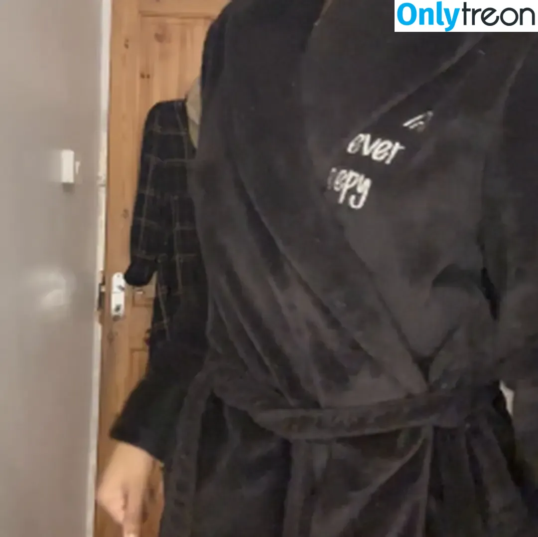 shysolar nude photo #0062 (sailorsolar)