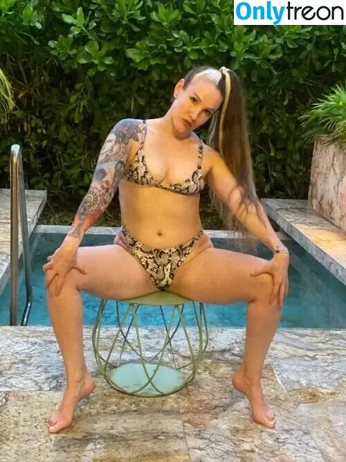 Sienna Day nude photo #0275 (Allysin Kay / adayinsienna / sienna_day / siennamaegomez)