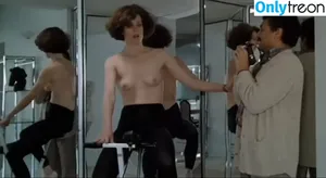 Sigourney Weaver / sigourney.weaver.242 nude photo #0125