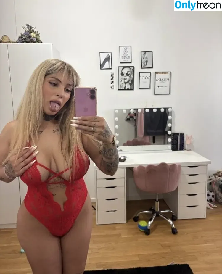 silaaabaeee nude photo #0078 (silaaabaeee)