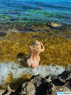 Silje Fredsvik / Lagerqvist / siljefredsvikl nude photo #0025