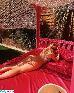 Silje Fredsvik / Lagerqvist / siljefredsvikl nude photo #0028