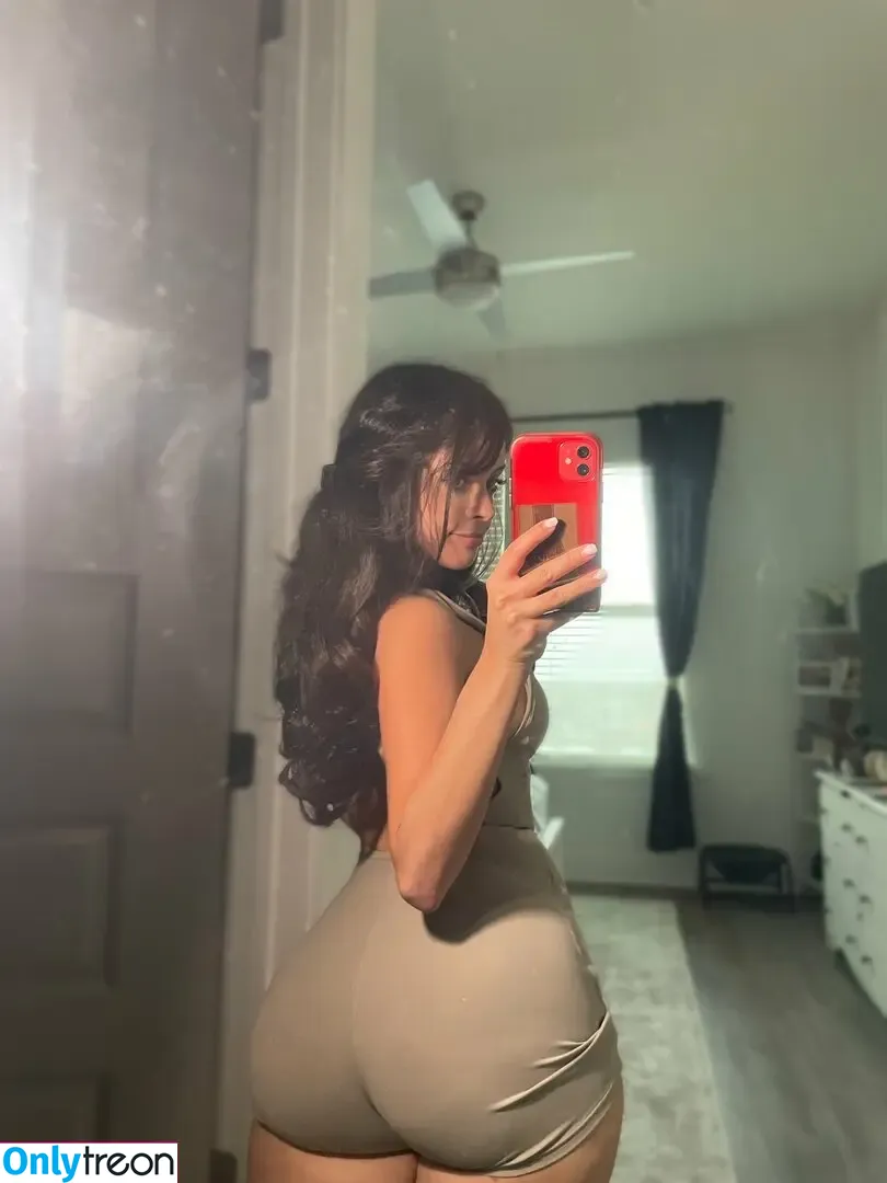 silllymel nude photo #0031 (MeIixo / mei_xo / sweetmeIie)