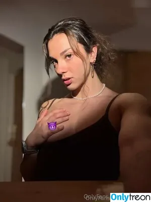  nude photo #0003