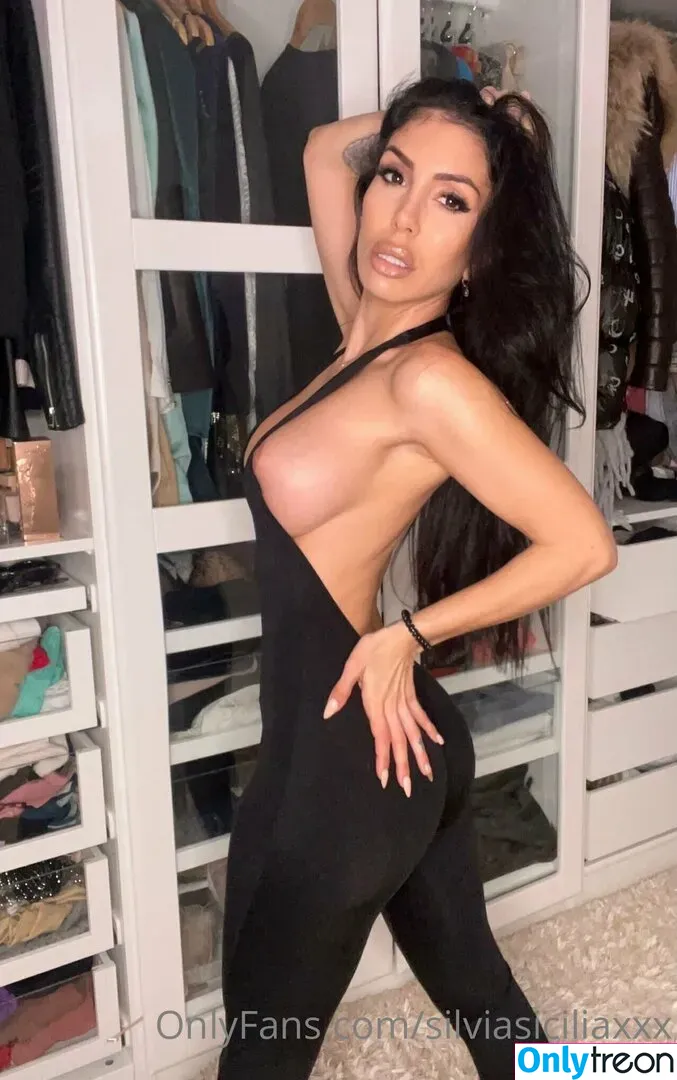 silviasiciliaxxx nude photo #0060 (silviasiciliaxxx)