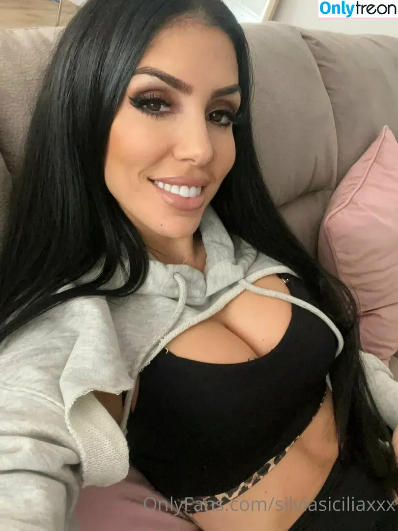 silviasiciliaxxx nude photo #0070 (silviasiciliaxxx)