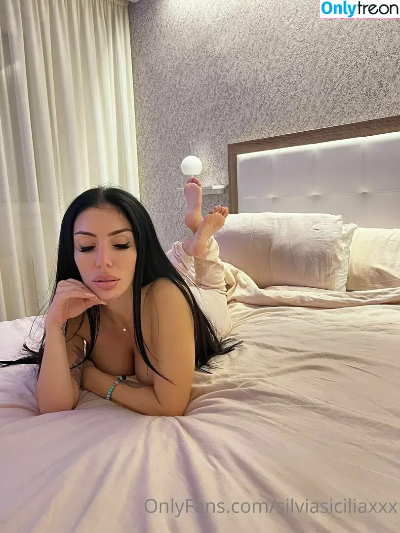 silviasiciliaxxx nude photo #0135 (silviasiciliaxxx)