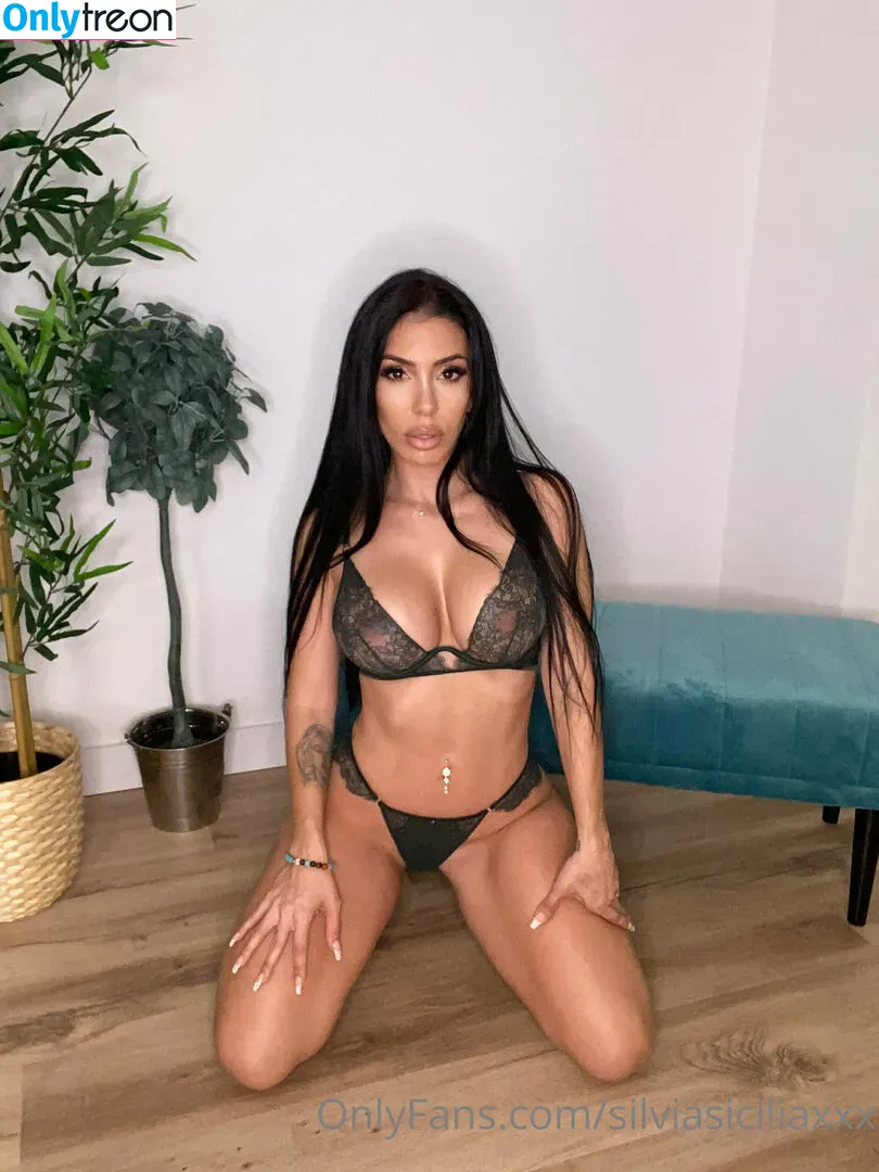 silviasiciliaxxx nude photo #0171 (silviasiciliaxxx)