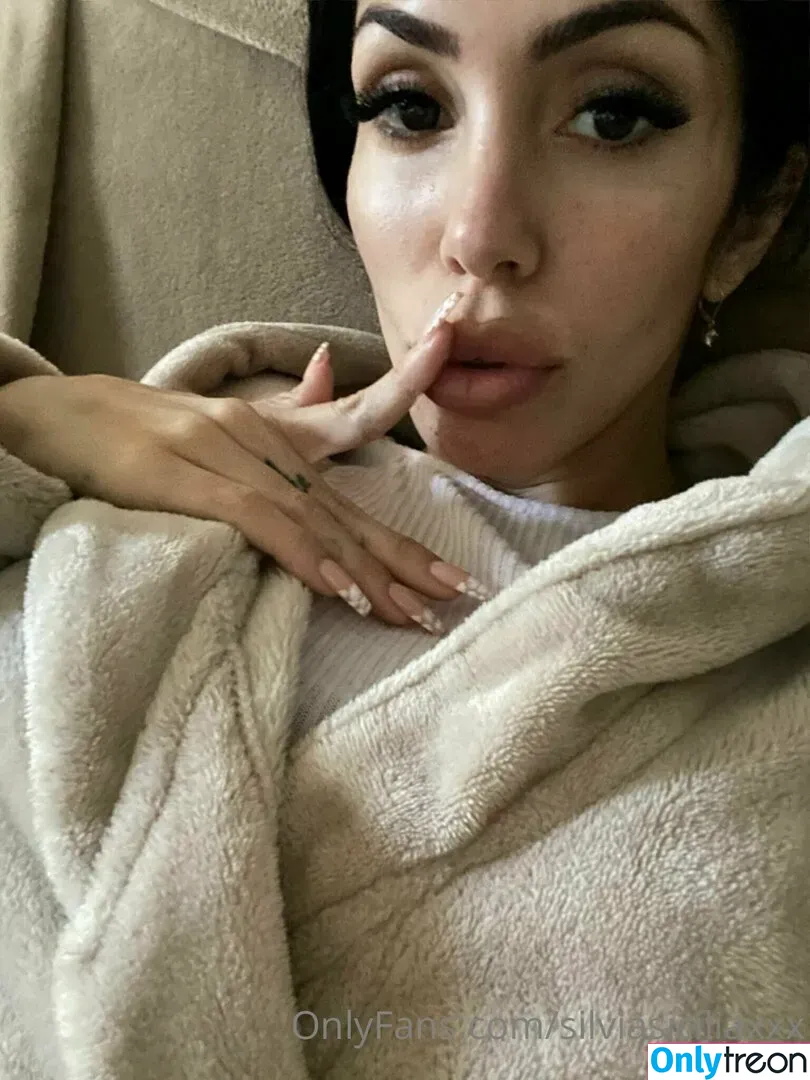 silviasiciliaxxx nude photo #0332 (silviasiciliaxxx)