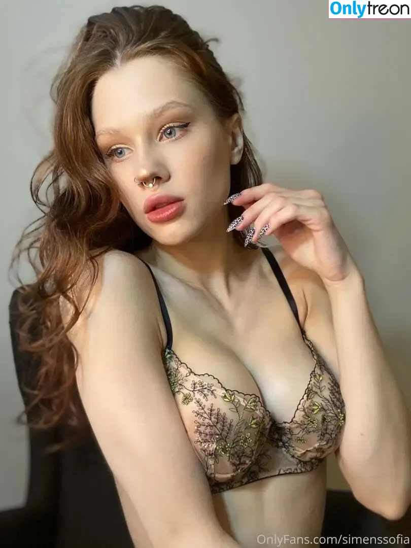 SimensSofia nude photo #0290 (SimensSofia)