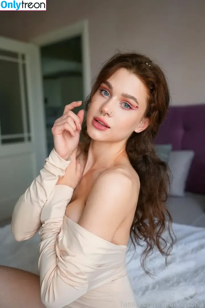 SimensSofia nude photo #0350 (SimensSofia)