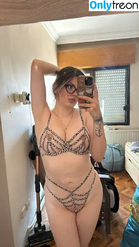 Simge Barankoğlu nude photo #0130 (sbarankoglu1)