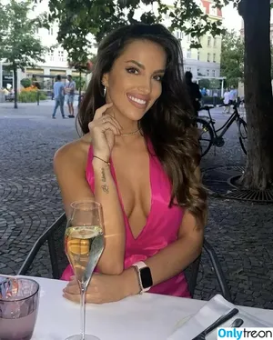 Simona Leskovska / simileskovska nude photo #0127