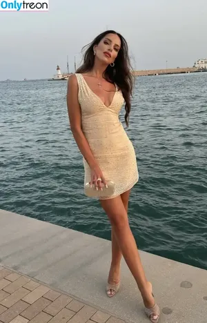 Simona Leskovska / simileskovska nude photo #0163