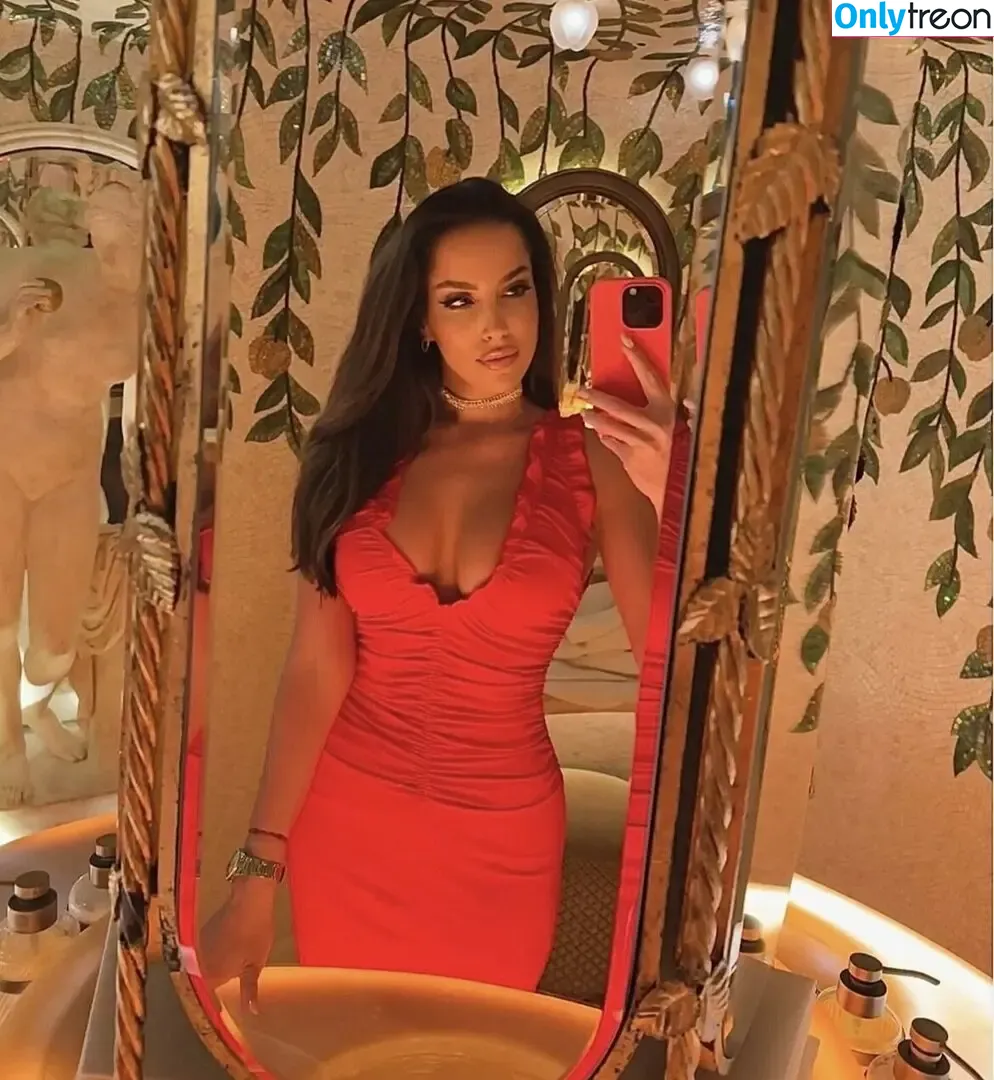 Simona Leskovska nude photo #0028 (simileskovska)