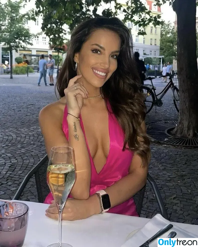 Simona Leskovska nude photo #0127 (simileskovska)