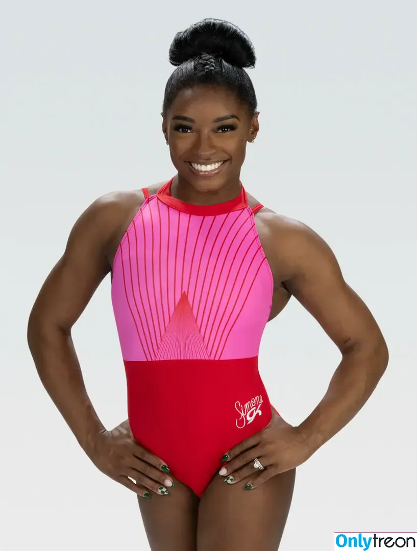 Simone Biles nude photo #0418 (Simone_Biles / simonebiles)