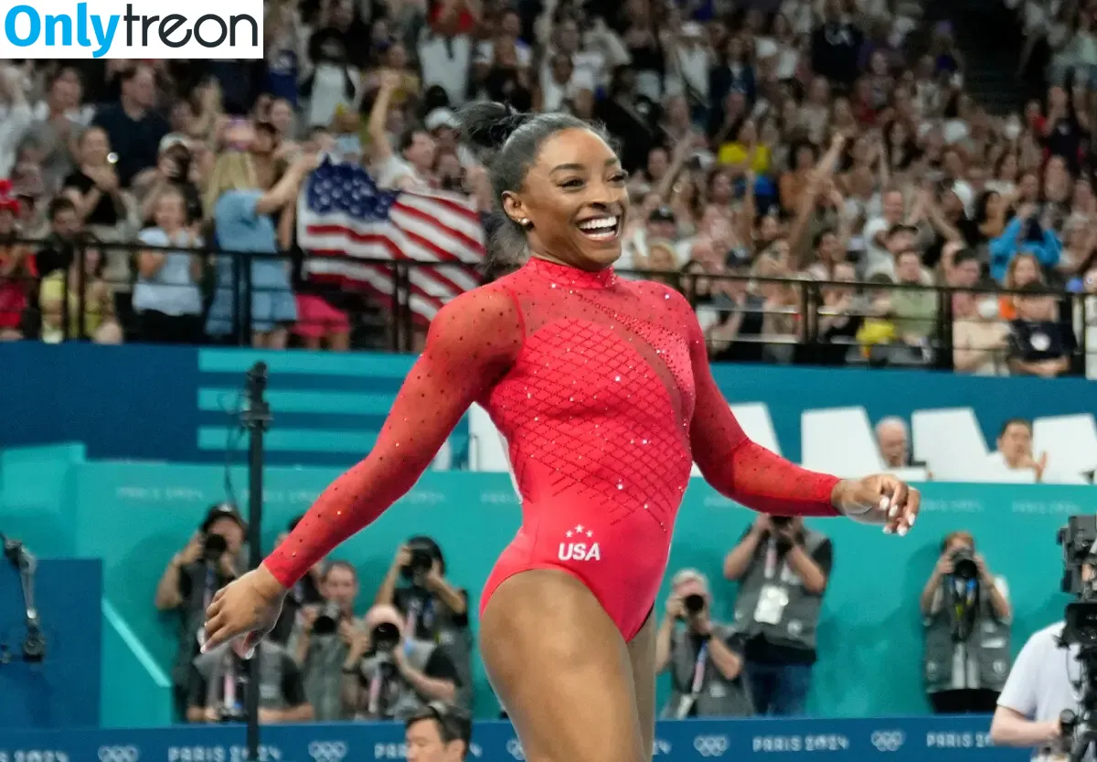 Simone Biles nude photo #0422 (Simone_Biles / simonebiles)
