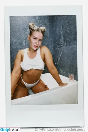 Simone Christensen / simone_christensen / simonechristensen nude photo #0060