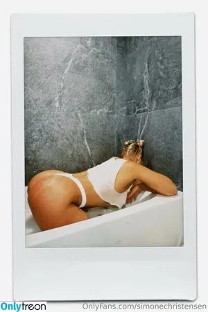 Simone Christensen / simone_christensen / simonechristensen nude photo #0064