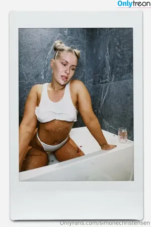 Simone Christensen / simone_christensen / simonechristensen nude photo #0066