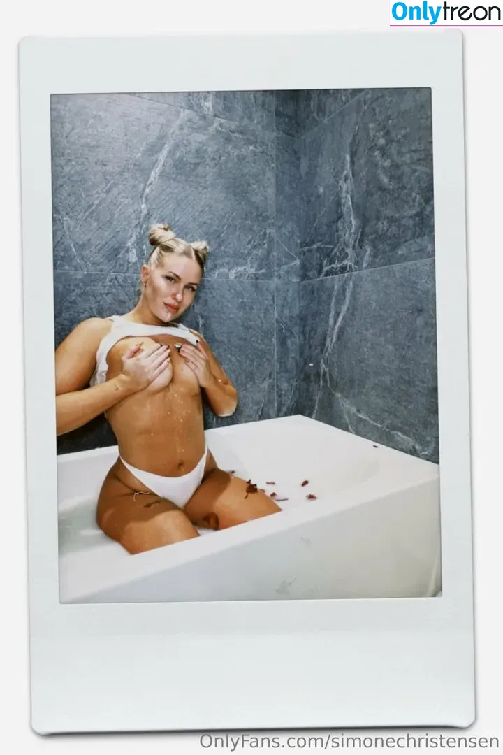 Simone Christensen nude photo #0058 (simone_christensen / simonechristensen)