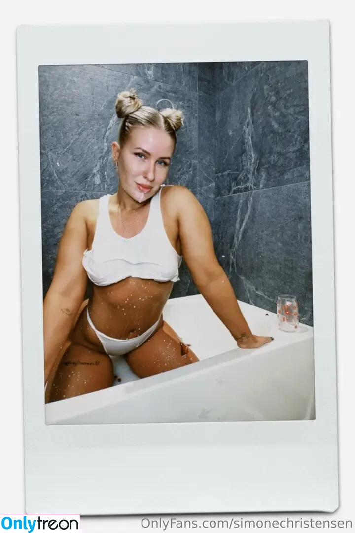 Simone Christensen nude photo #0060 (simone_christensen / simonechristensen)