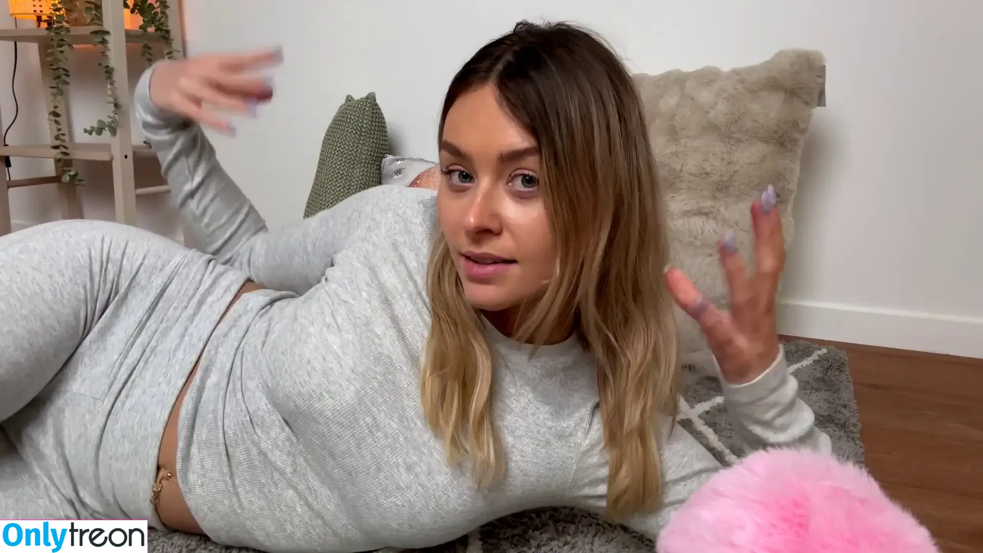 Simply Kel ASMR nude photo #0110 (kellymorgannn_ / user)