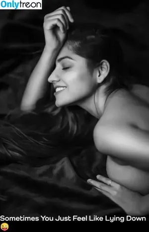 Simran Kaur / simrankonly / symrann.k nude photo #0009