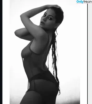 Simran Kaur / simrankonly / symrann.k nude photo #0016