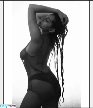 Simran Kaur / simrankonly / symrann.k nude photo #0018