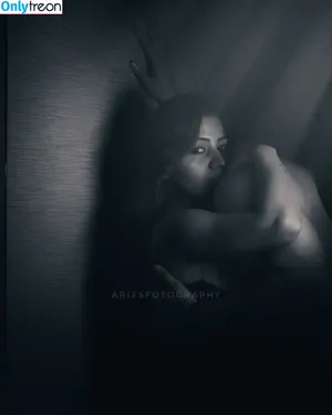 Simran Kaur / simrankonly / symrann.k nude photo #0105