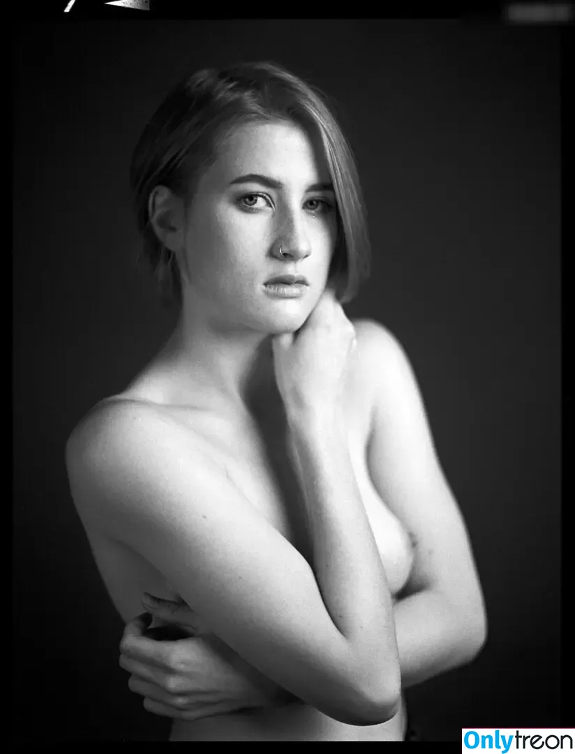 sinaha_ nude photo #0107 (sinaha_)
