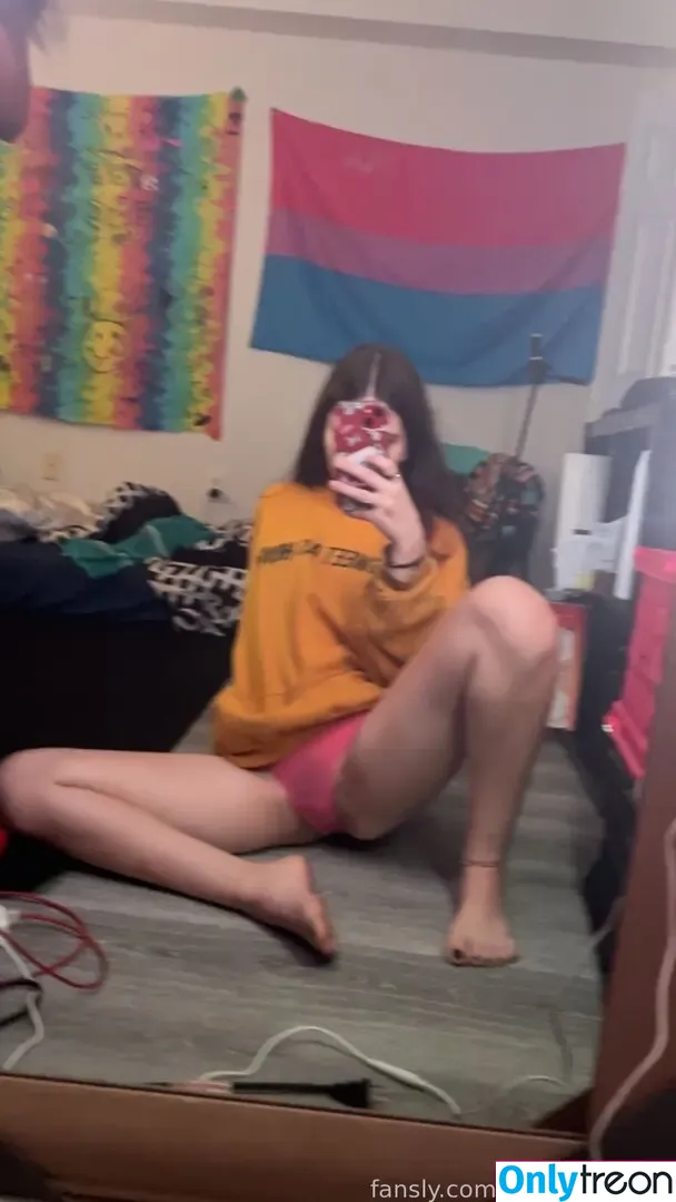 sincerlyyneon nude photo #0005 (sincerelysimone__)