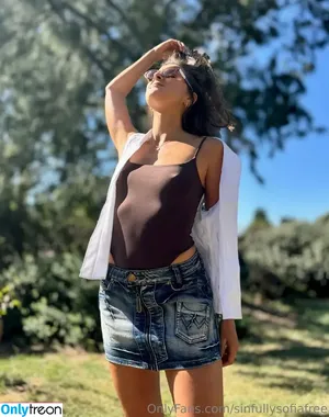 sinfullysofiafree / sinfullysofia nude photo #0003