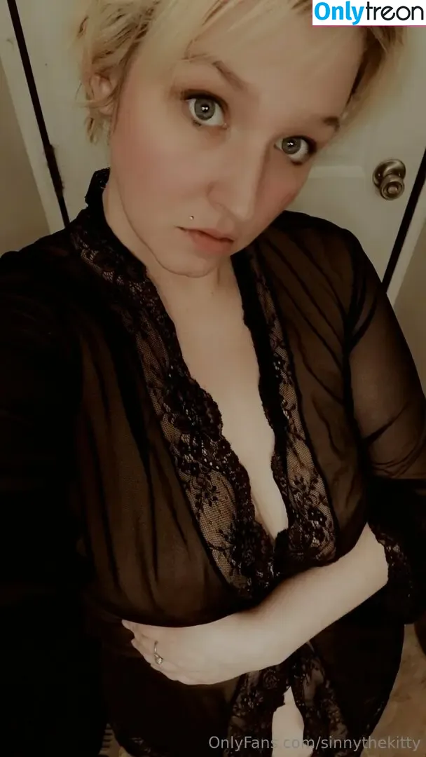 sinnythekitty nude photo #0098 (sinnykitt)