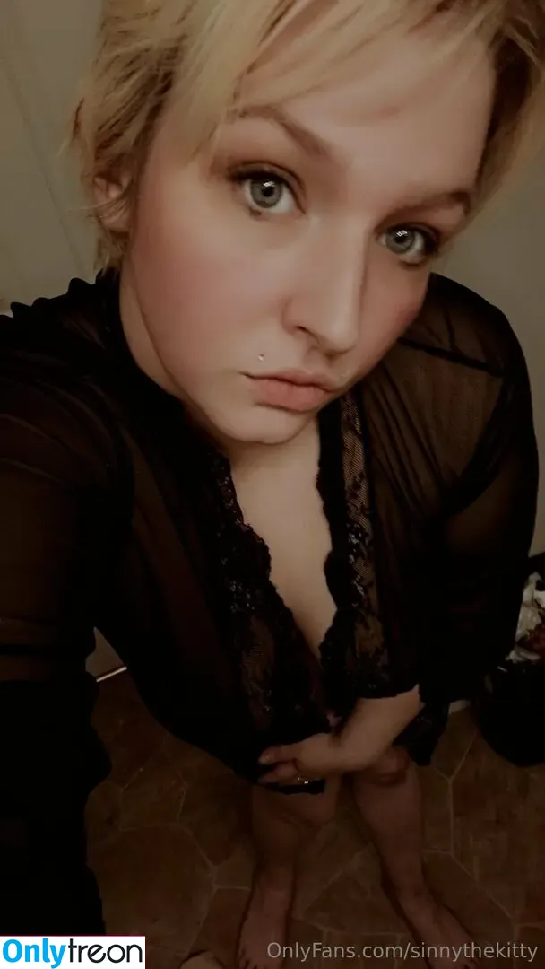 sinnythekitty nude photo #0109 (sinnykitt)