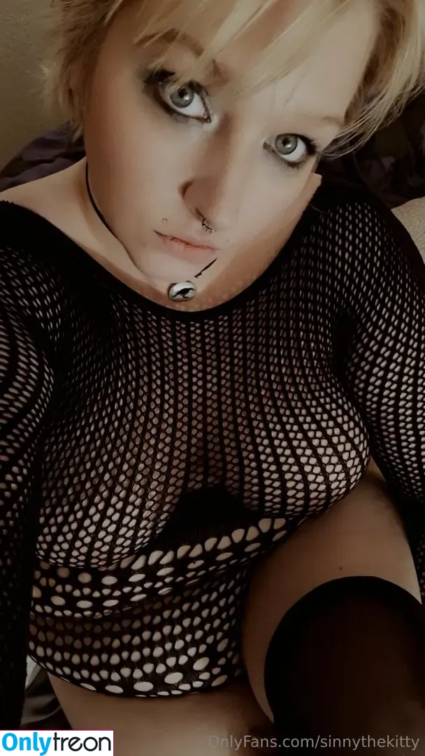 sinnythekitty nude photo #0121 (sinnykitt)