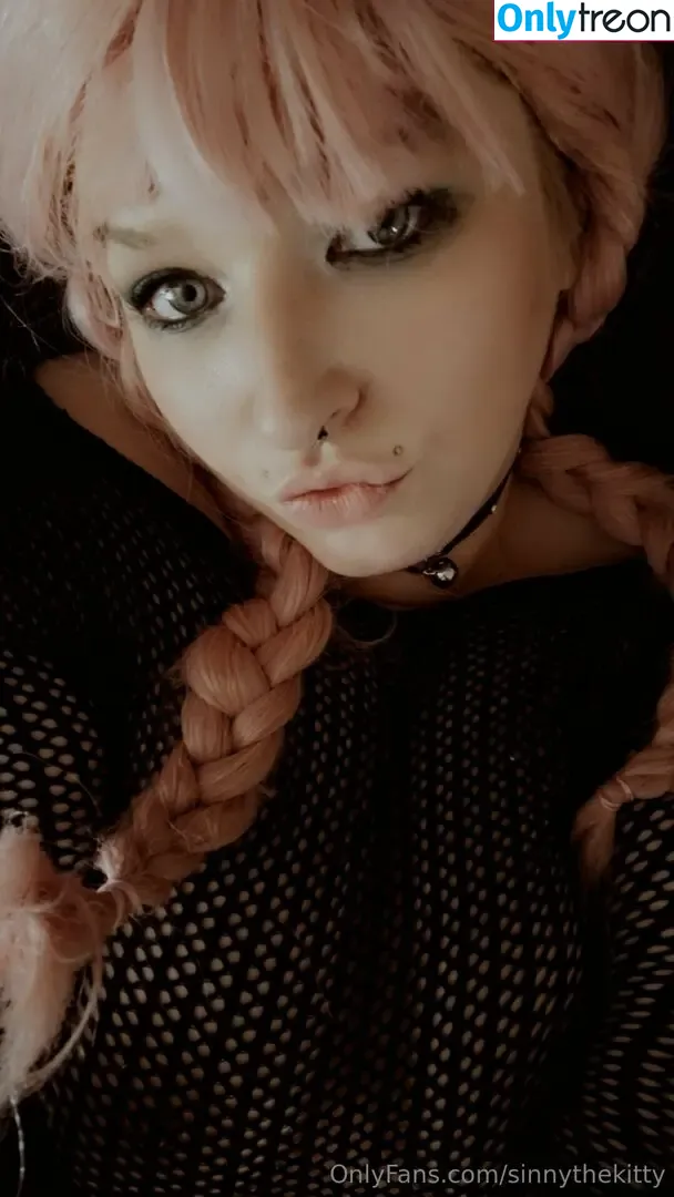 sinnythekitty nude photo #0127 (sinnykitt)
