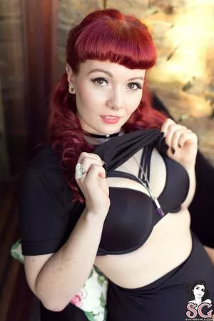 Sirenn Suicide / sirenn.bby / sirennsuicide nude photo #0050