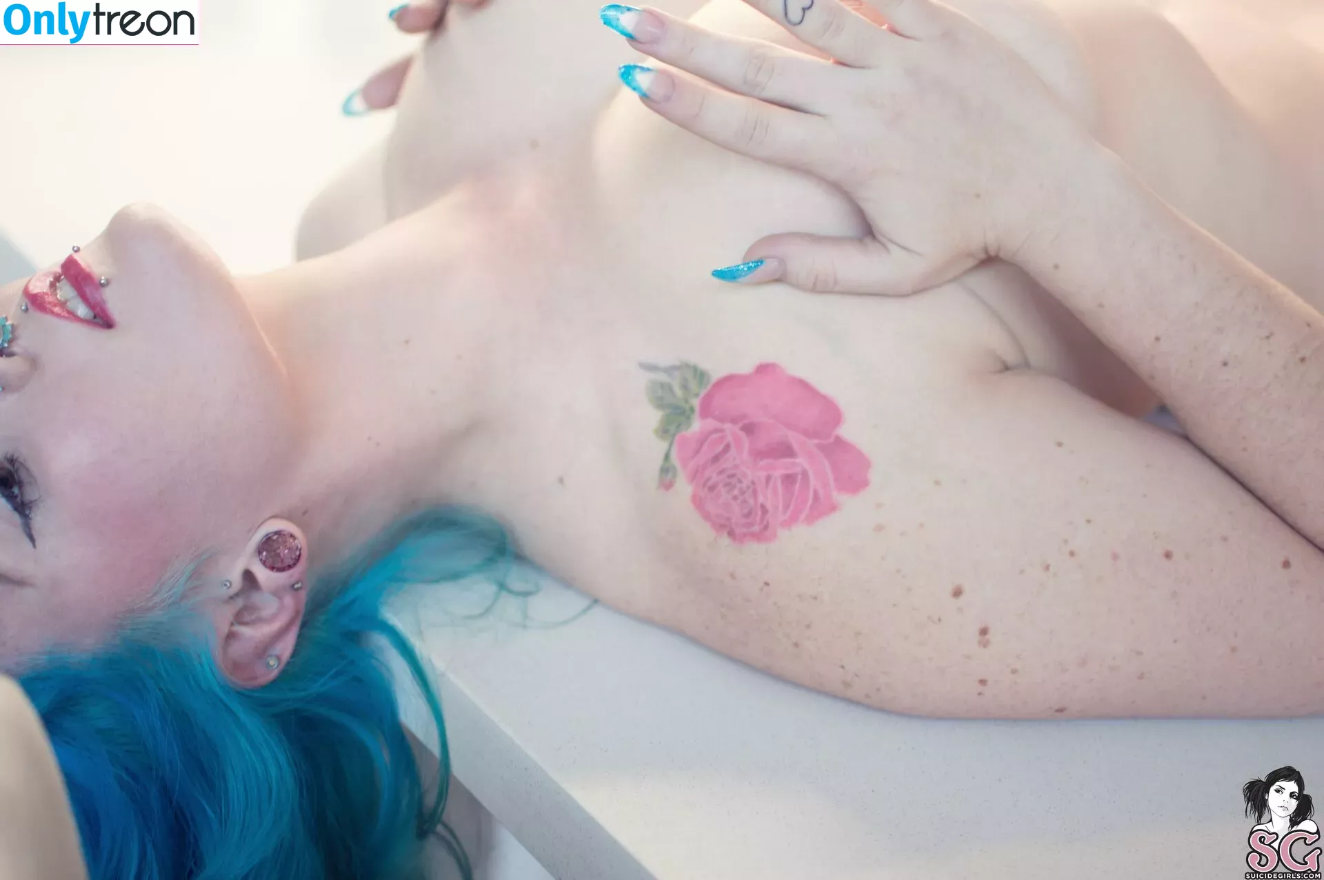 Sirenn Suicide nude photo #0181 (sirenn.bby / sirennsuicide)