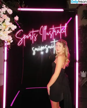 Sissy Sheridan / itssissysheridan / Sissy Sheridan / itssissysheridan nude photo #0005