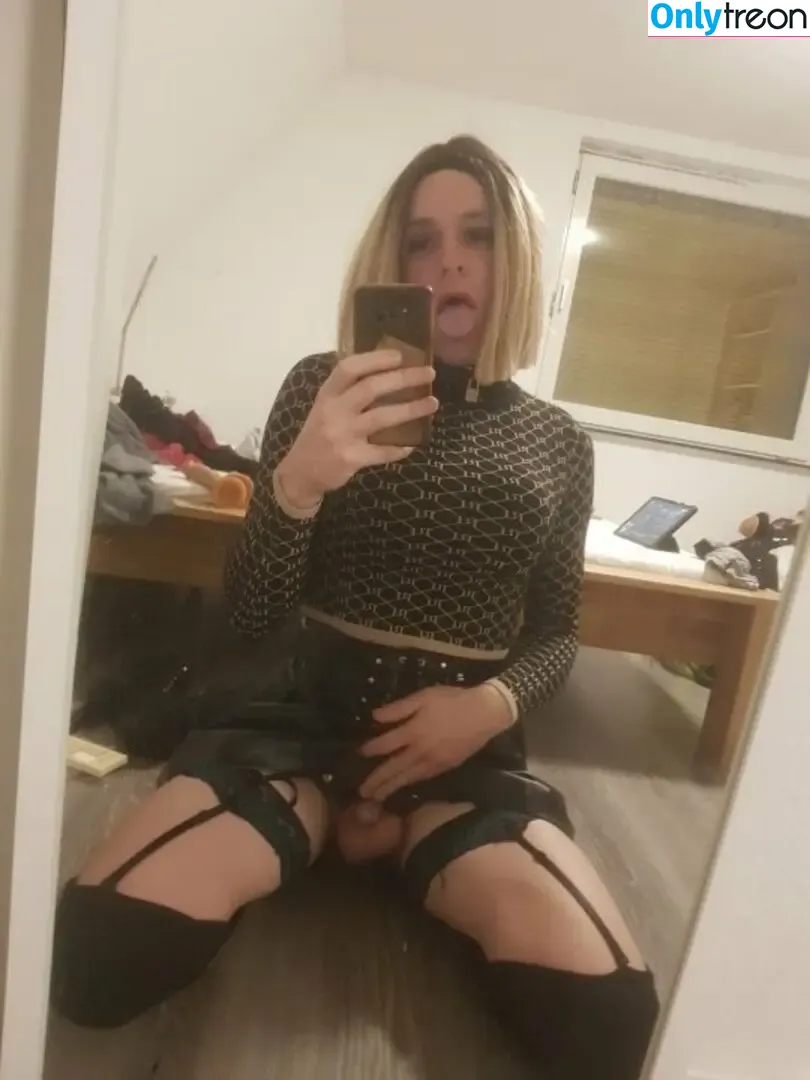 SissyKaya nude photo #0044 (KayaSissy / sissycela / slayyy_kari)