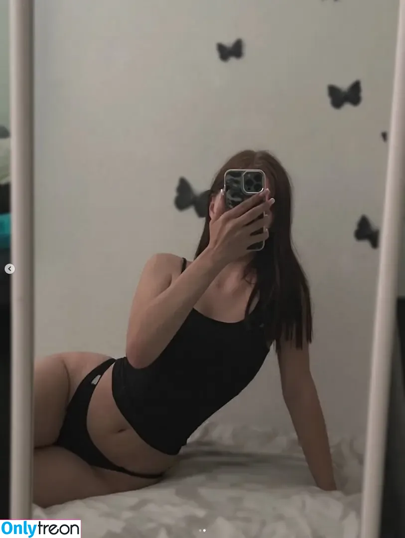 sister_itachi nude photo #0077 (Julia / sister.itachi)