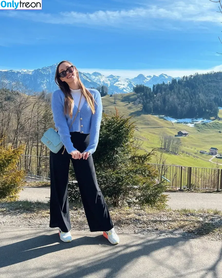 Sjokz nude photo #0018 (Eefje Depoortere / eefjah)