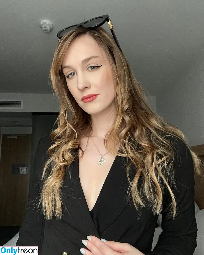 Sjokz nude photo #0044 (Eefje Depoortere / eefjah)