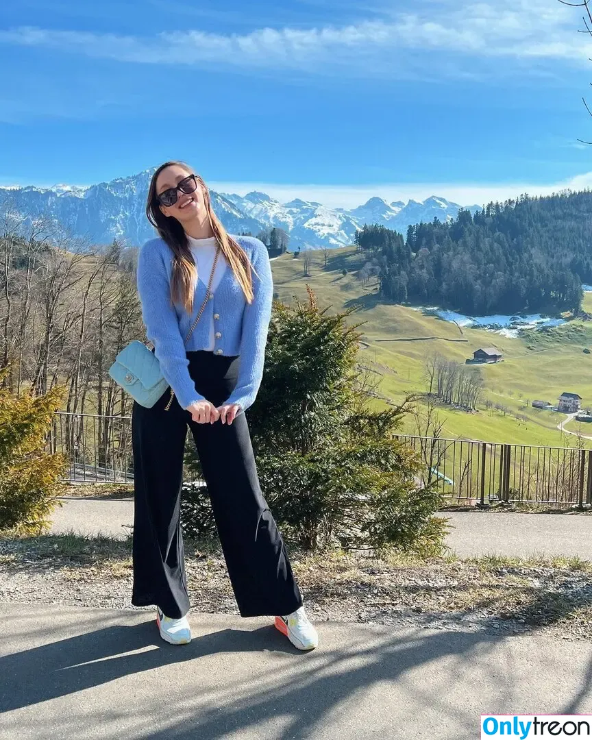 Sjokz nude photo #0146 (Eefje Depoortere / eefjah)