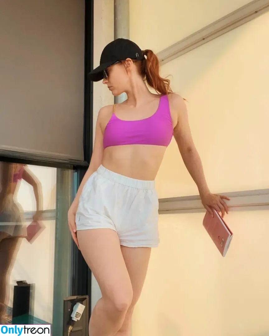 Sjokz nude photo #0173 (Eefje Depoortere / eefjah)