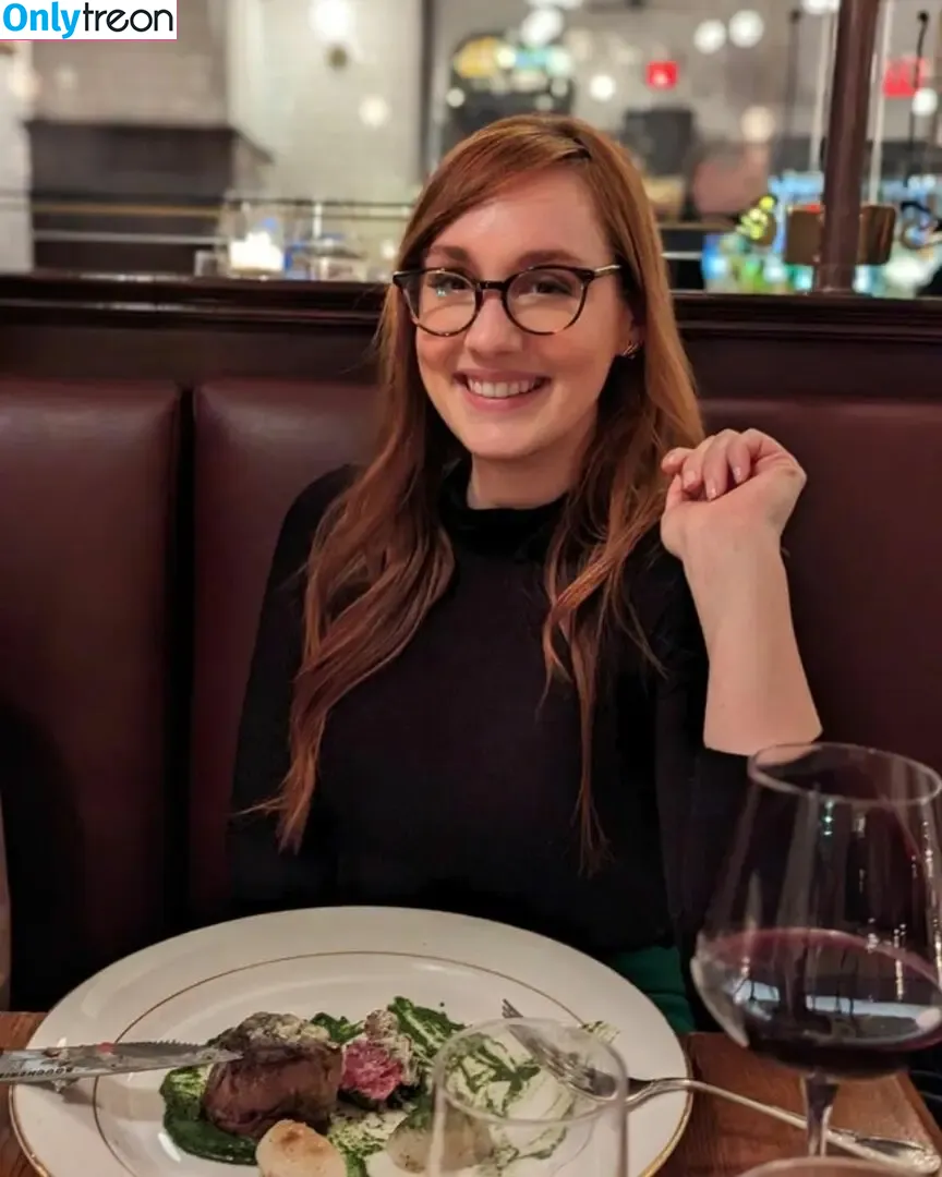 Sjokz nude photo #0233 (Eefje Depoortere / eefjah)